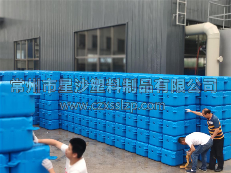 450平浮筒發(fā)往山東省濱州市應(yīng)用于某水庫碼頭浮橋工程