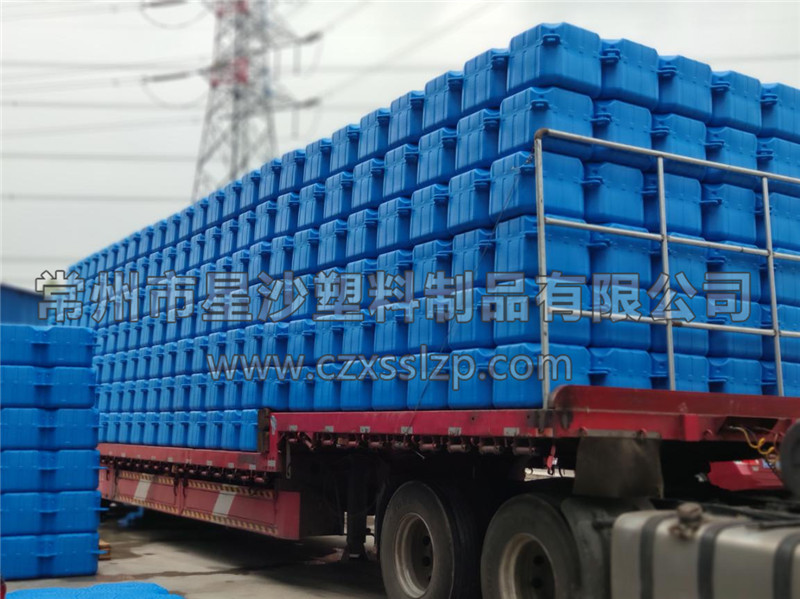 450平浮筒發(fā)往山東省濱州市應(yīng)用于某水庫碼頭浮橋工程4