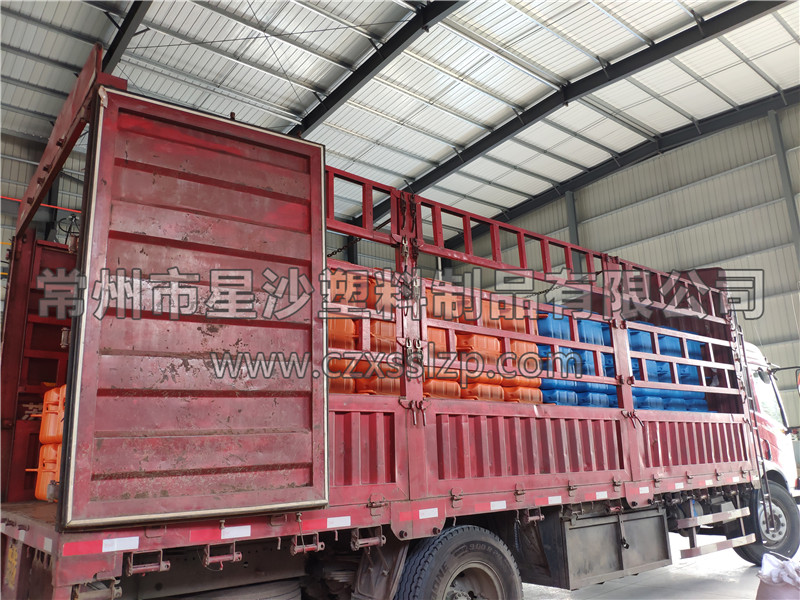  常州市星沙塑料制品有限公司-浙江紹興浮筒發貨8