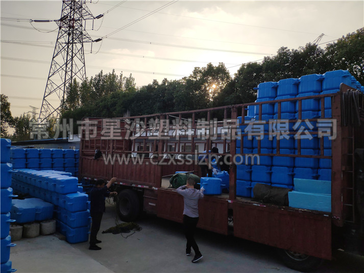 游艇碼頭,車水碼頭,船舶浮筒,船用浮筒發貨-常州市星沙塑料制品有限公司廠家1